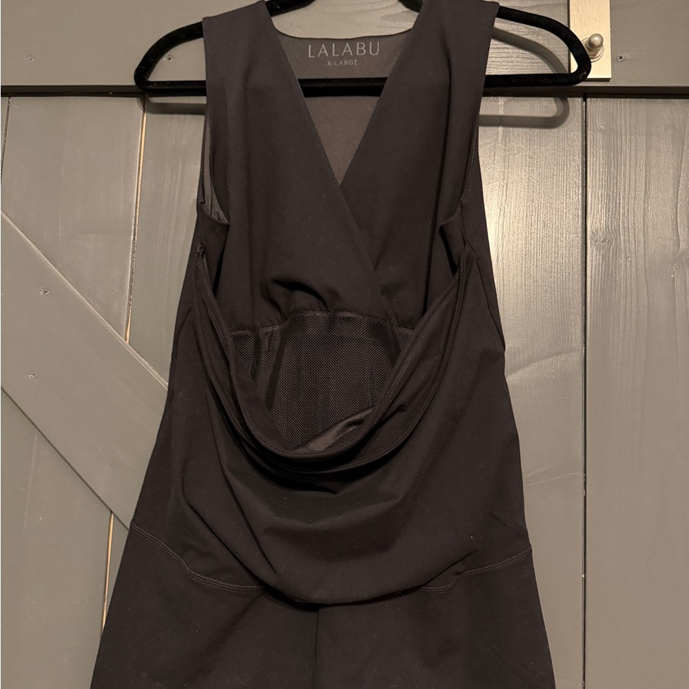 Lulabu Soothe Tank Top baby wearing shirt black XL